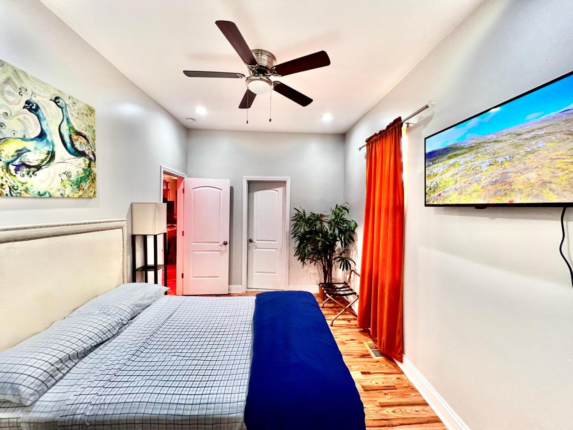 Lux Apt In Bronzeville, Min From Downtown-Rsv Now! Чикаго Экстерьер фото